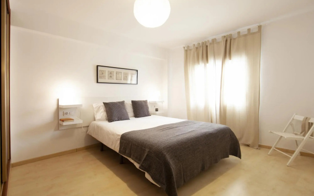 CERVANTES Apartment 34 2BR 1BT
