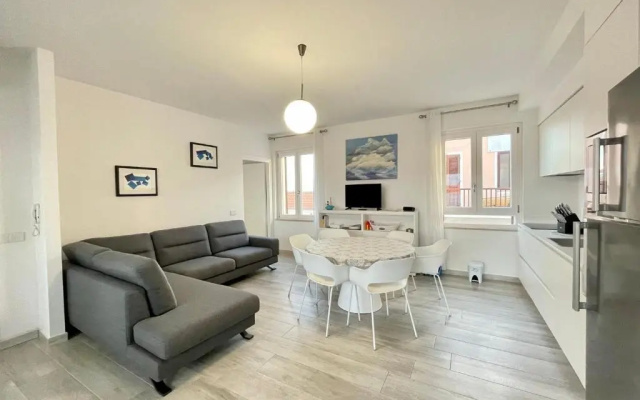 Ida Palace, new Deluxe Seafront Apartment