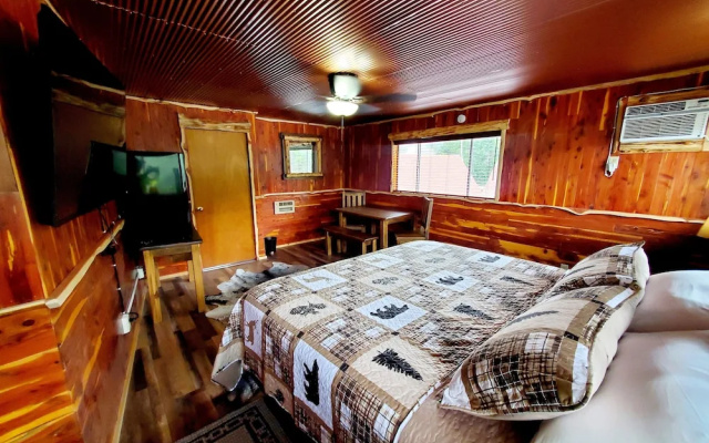 Log Cabin Inn