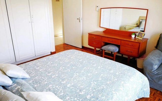 Sunny Apartment Larnaca