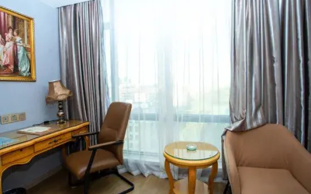 Vienna Hotel (Huaibei Railway Station Wanda Plaza)