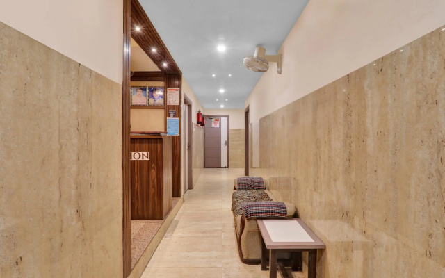 OYO 82408 Sada Shiv Guest House