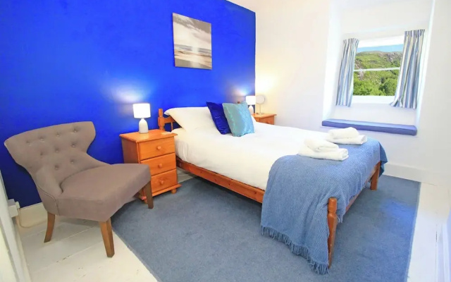 Riverbank Cottage