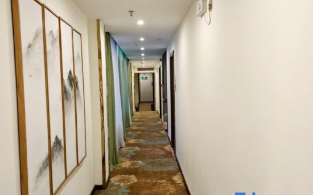 Linjiang Xiansu Homestay (Yangshuo West Street)
