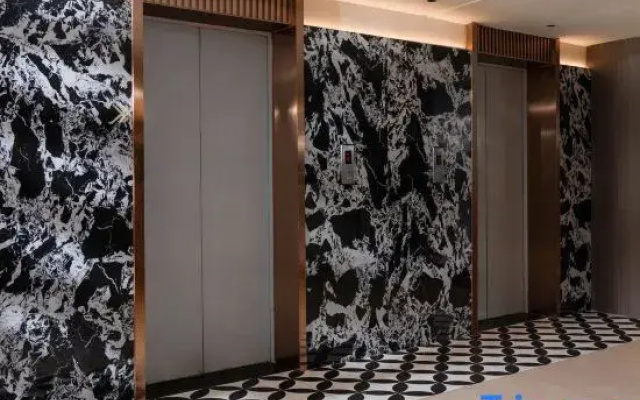 Sanhe Hotel