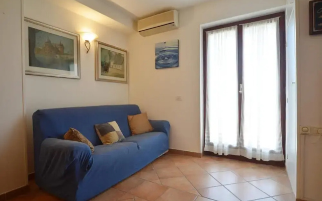 Toro - Two Bedroom Apartment