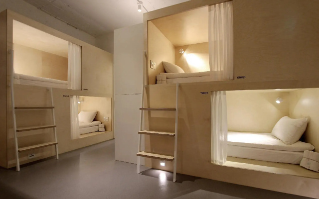 Hostel Haru