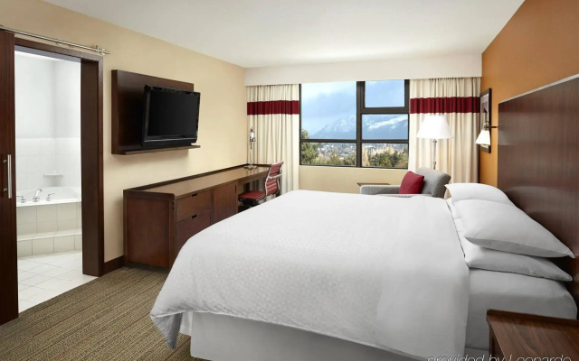 Grand Park Hotel Vancouver Airport, an Ascend Collection Hotel