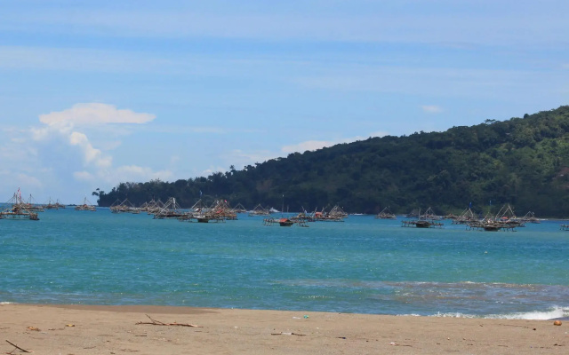 Ocean Queen Resort