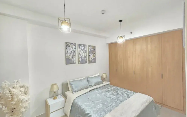 Luxury Boulevard 2Bhk