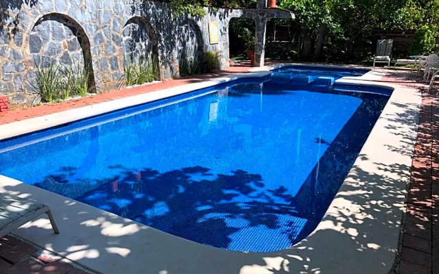 Hotel Villas Ema