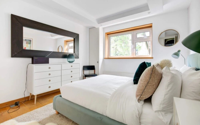 Modern Notting Hill 2 Bedroom Near Royal Oak Tube