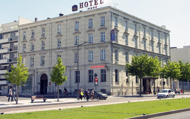 hotelImage
