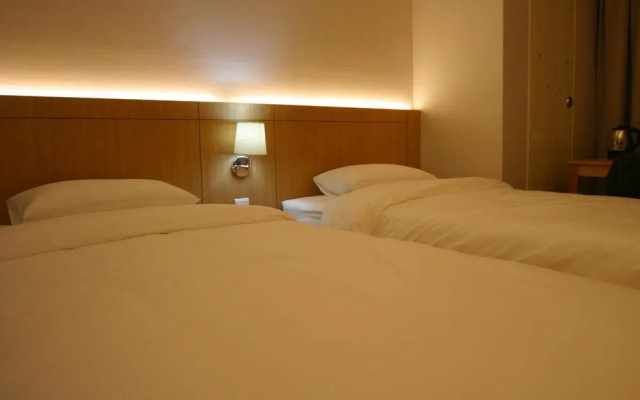 aPM Residence