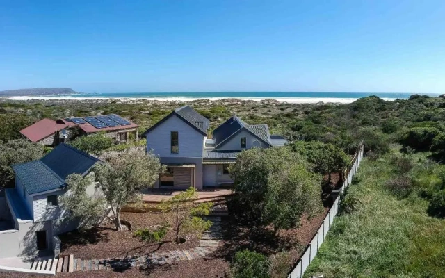 Willow Beach House