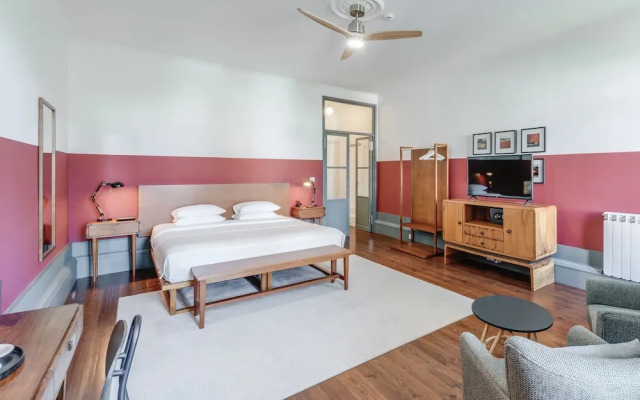 Oporto Collection Rosario- Luxury Suites