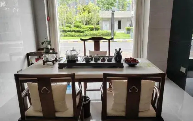 Homeinn Selected Hotel (Henan Science Museum Xianghu)