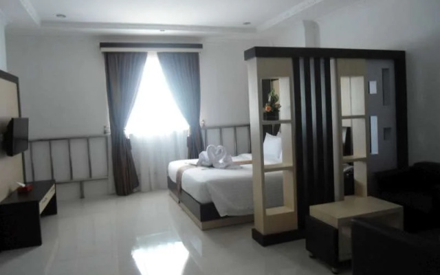 Hotel My All Padang