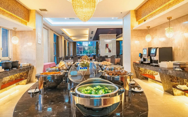 Puhua Hotel