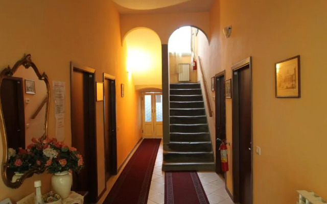 Scuole Bed and Car