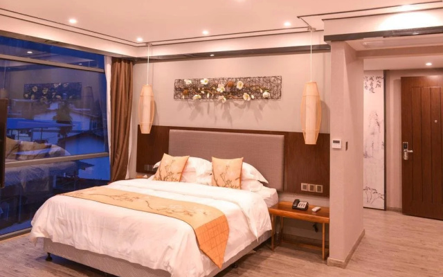 Yangshuo Yuyuan Resort （Shili Gallery &Yulong River）