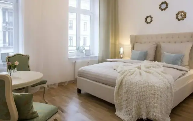 Leon Apartment