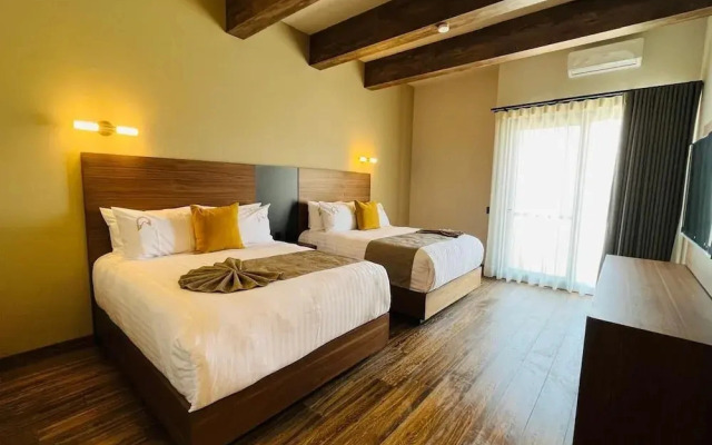 Puertas de la Peña Hotel & Spa