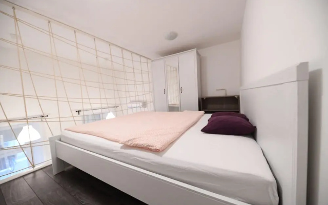 Cosy Flat in Király Street