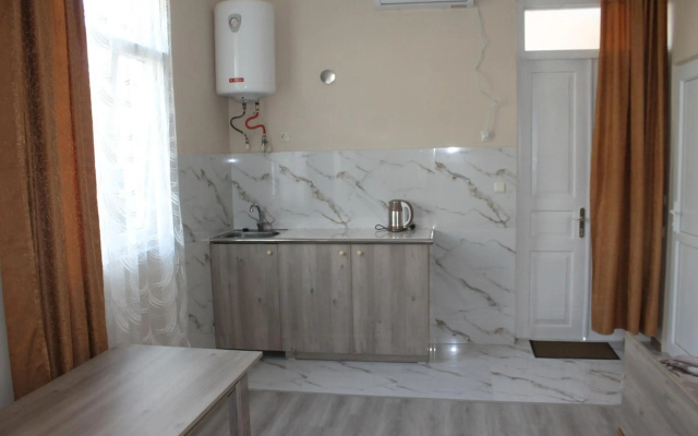 Iren Apartment
