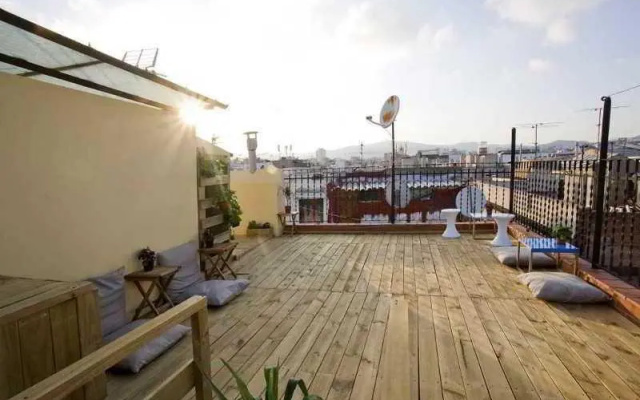 Apartamentos Colón 3000
