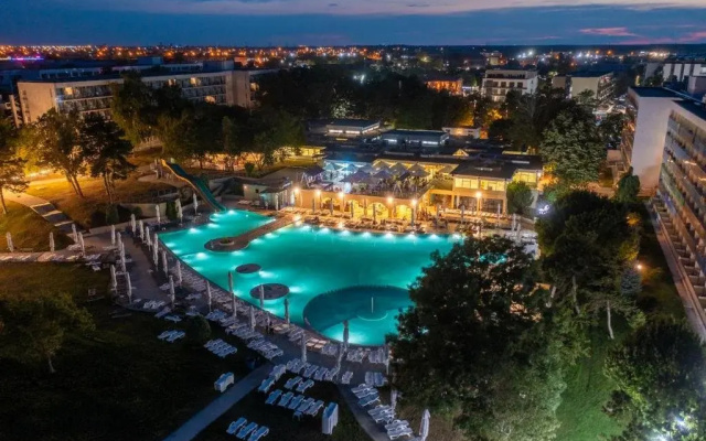 Safir Blue Resort