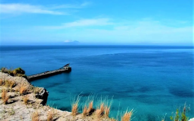 Seafront Apartment - Beach in front
