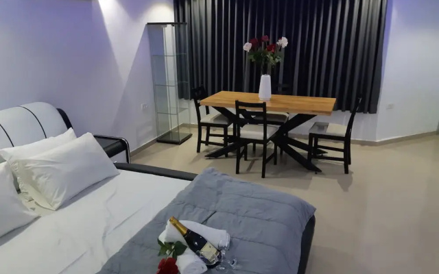 Spat Studio Apartment