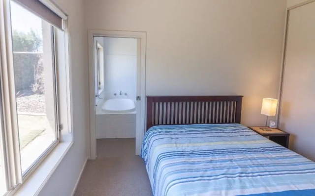Golfers Paradise (18th Tee) - 52 Huntingdale Drive