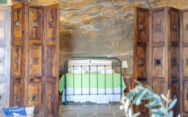 The House On The Rock #1 - Stay Like a Local