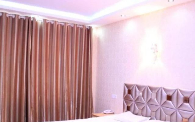 Linshu Mingman Business Inn