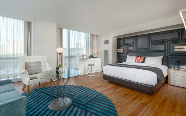 W Boston, a Marriott Hotel