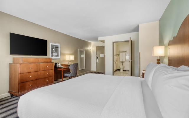 Best Western River North Hotel
