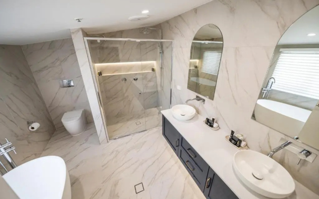 Seahorse Inn Hotel & Villas