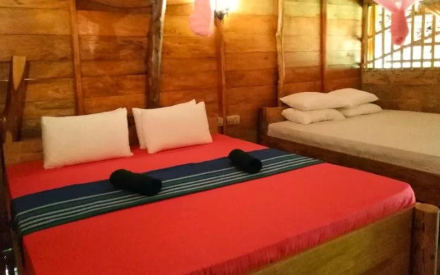 LakeSide Cabana Tissamaharama