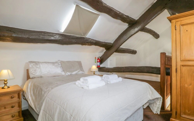 Cottage 2