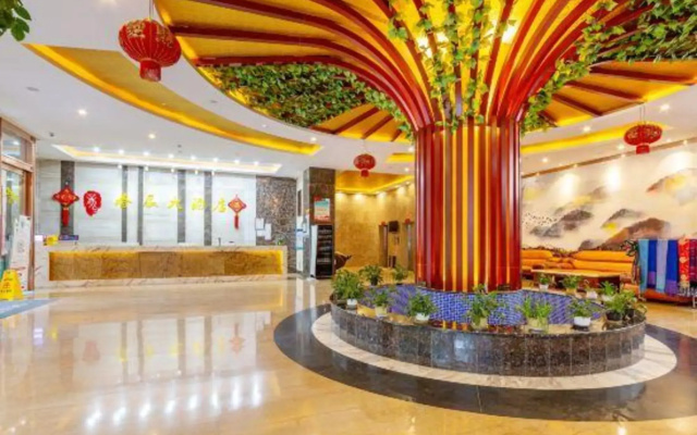 Chunchen Hotel