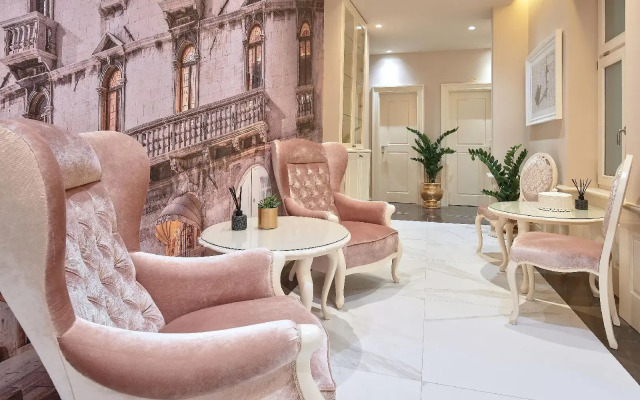Piazza Heritage Hotel