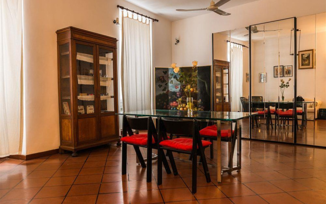 Via dei Santissimi quattro 85 Apt