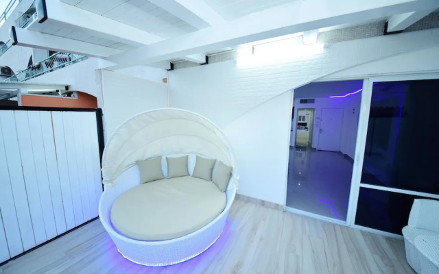 Ariel Luxury Suite