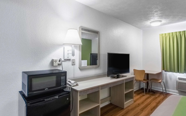 Red Roof Inn Greencastle South – Cloverdale