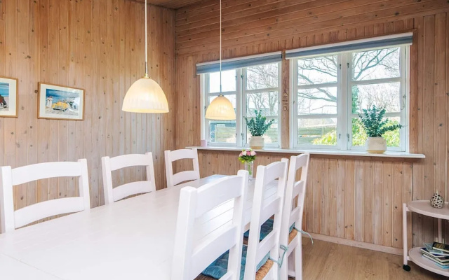 Beach Cottage With Annex