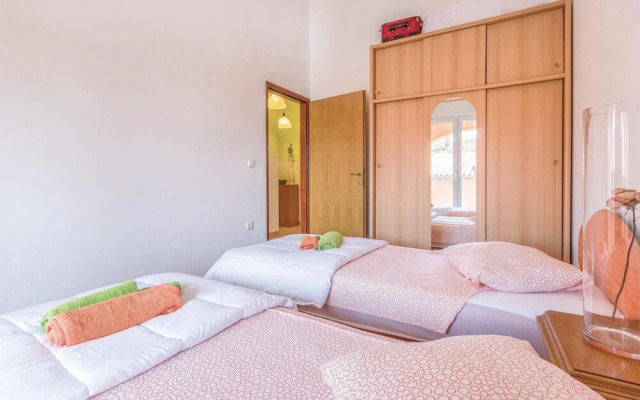 Awesome Apartment in Pula With 3 Bedrooms and Wifi