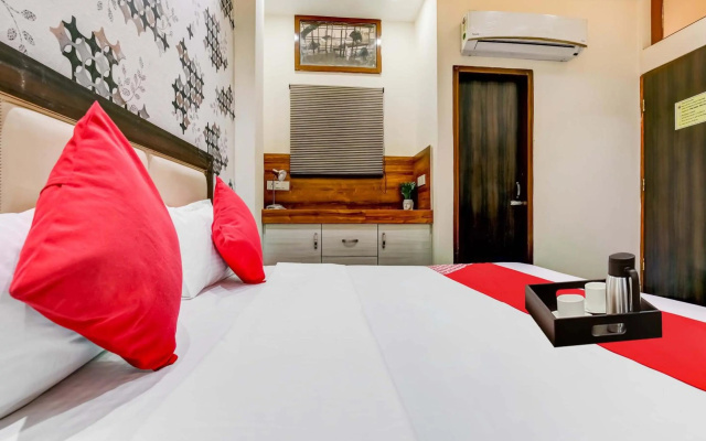 OYO Flagship 70265 Hotel Sky Land