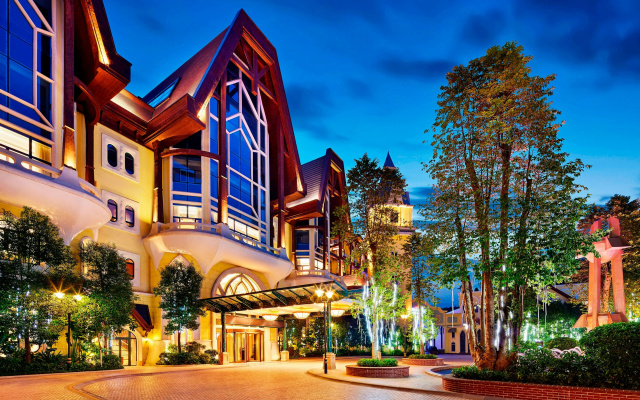hotelImage